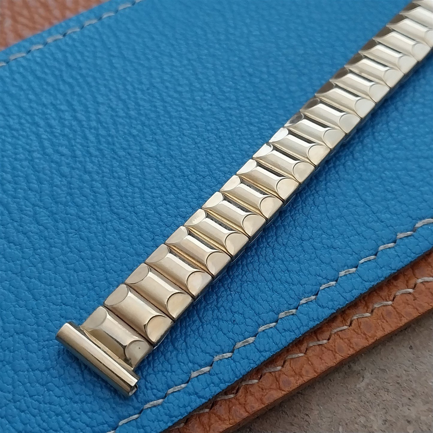 Vintage 1950s 1/2" Yellow Gold-Filled Bellavance NOS Classic Stretch Watch Band