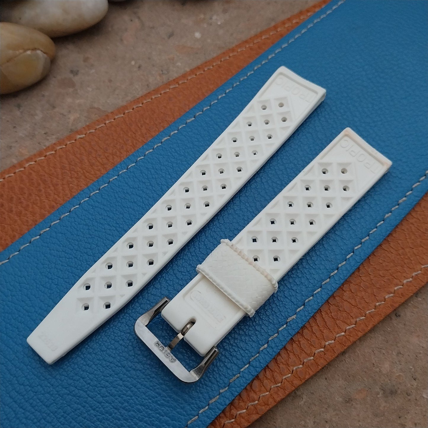 Vintage 19mm Swiss Tropic Straight End White Unused NOS 1970s Diver Watch Strap