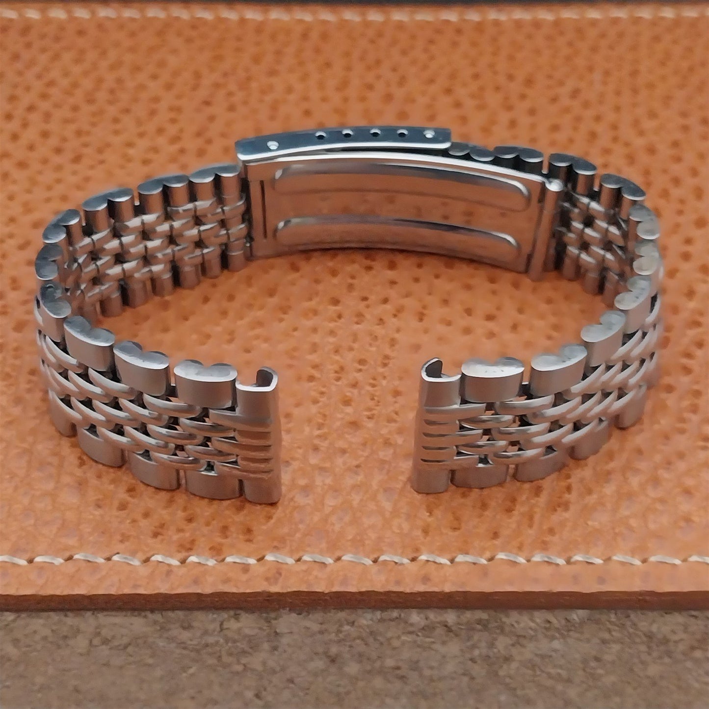 Vintage 17.2mm Stainless Steel Rice Beads Unused Classic 1960s Watch Band