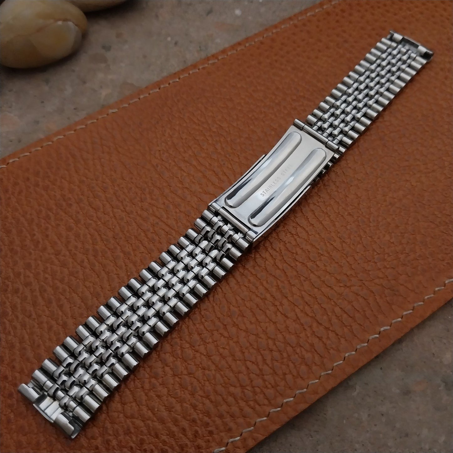 Vintage 17.2mm Stainless Steel Rice Beads Unused Classic 1960s Watch Band