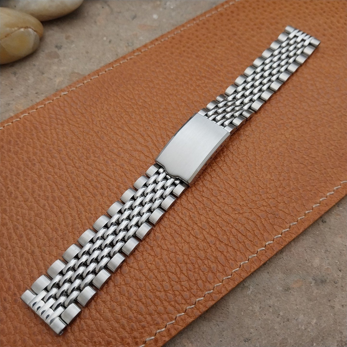 Vintage 17.2mm Stainless Steel Rice Beads Unused Classic 1960s Watch Band