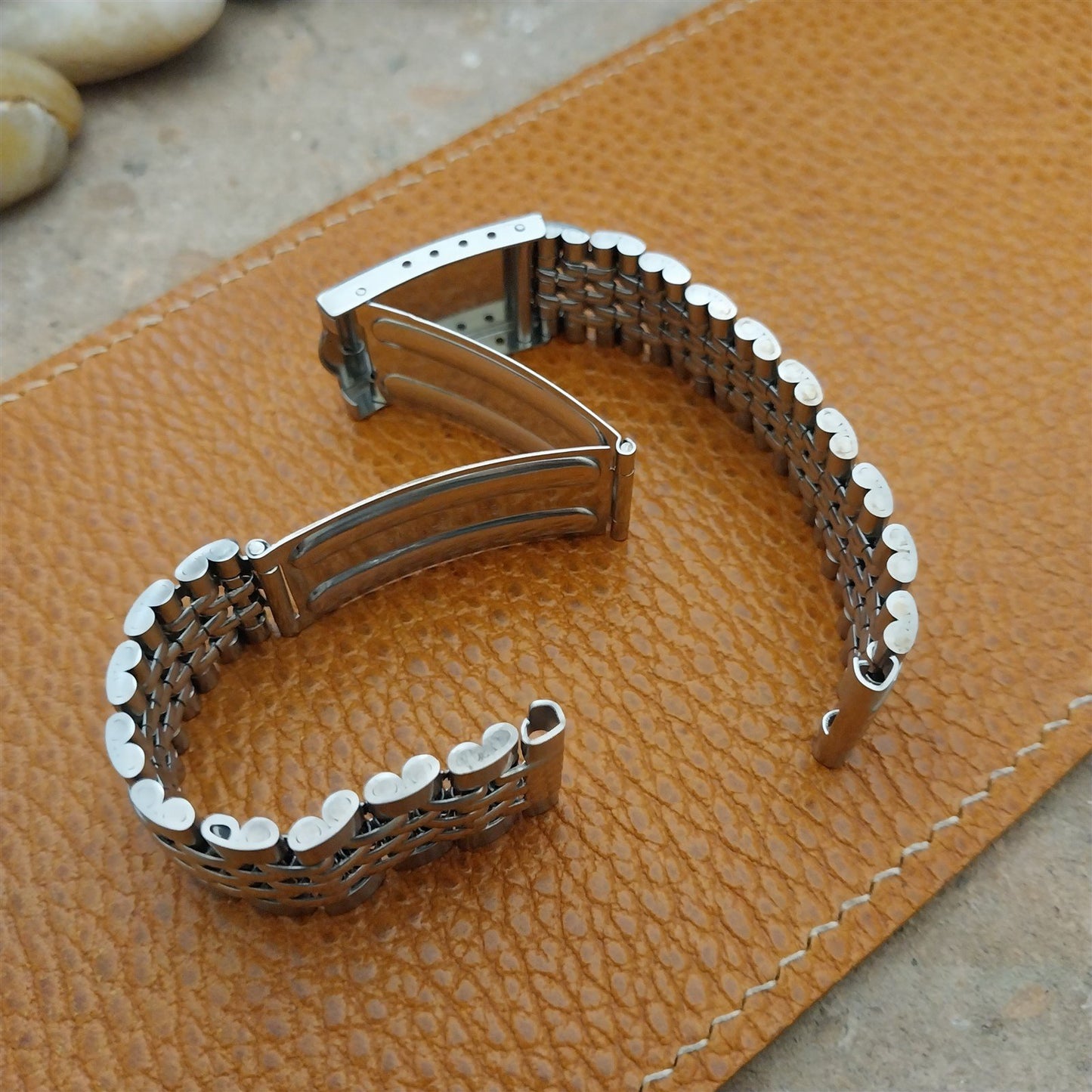 Vintage 17.2mm Stainless Steel Rice Beads Unused Classic 1960s Watch Band