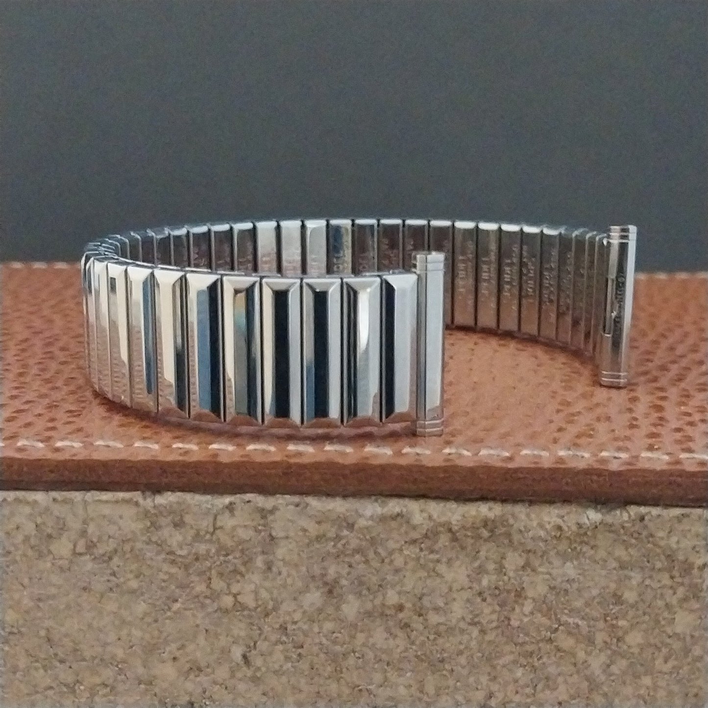 19mm 18mm 17mm 1967 Speidel Twistoflex Fullback Stainless NOS Vintage Watch Band