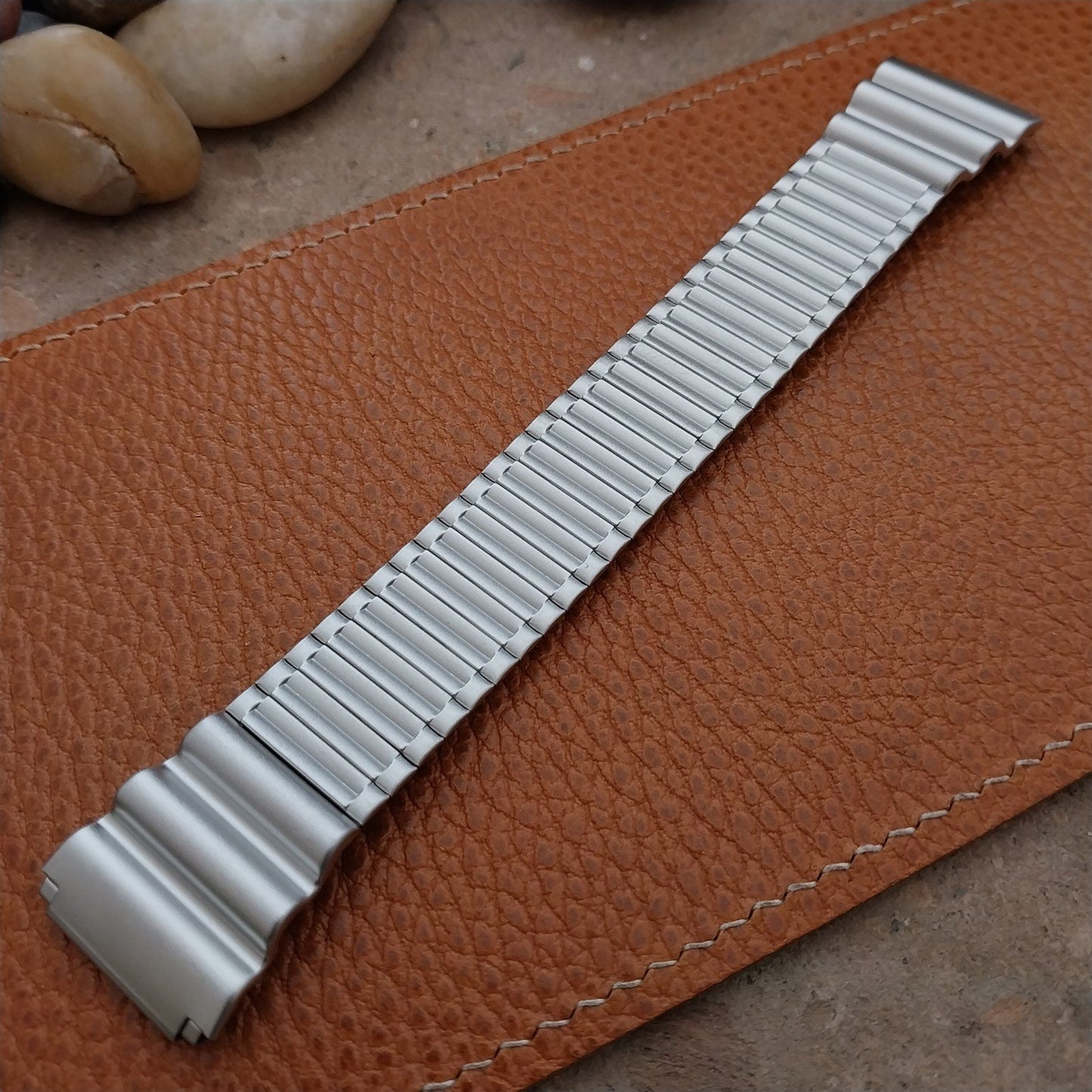 Vintage Speidel 18mm 20mm Silver Sport Metal Classic Stretch Unused Watch Band