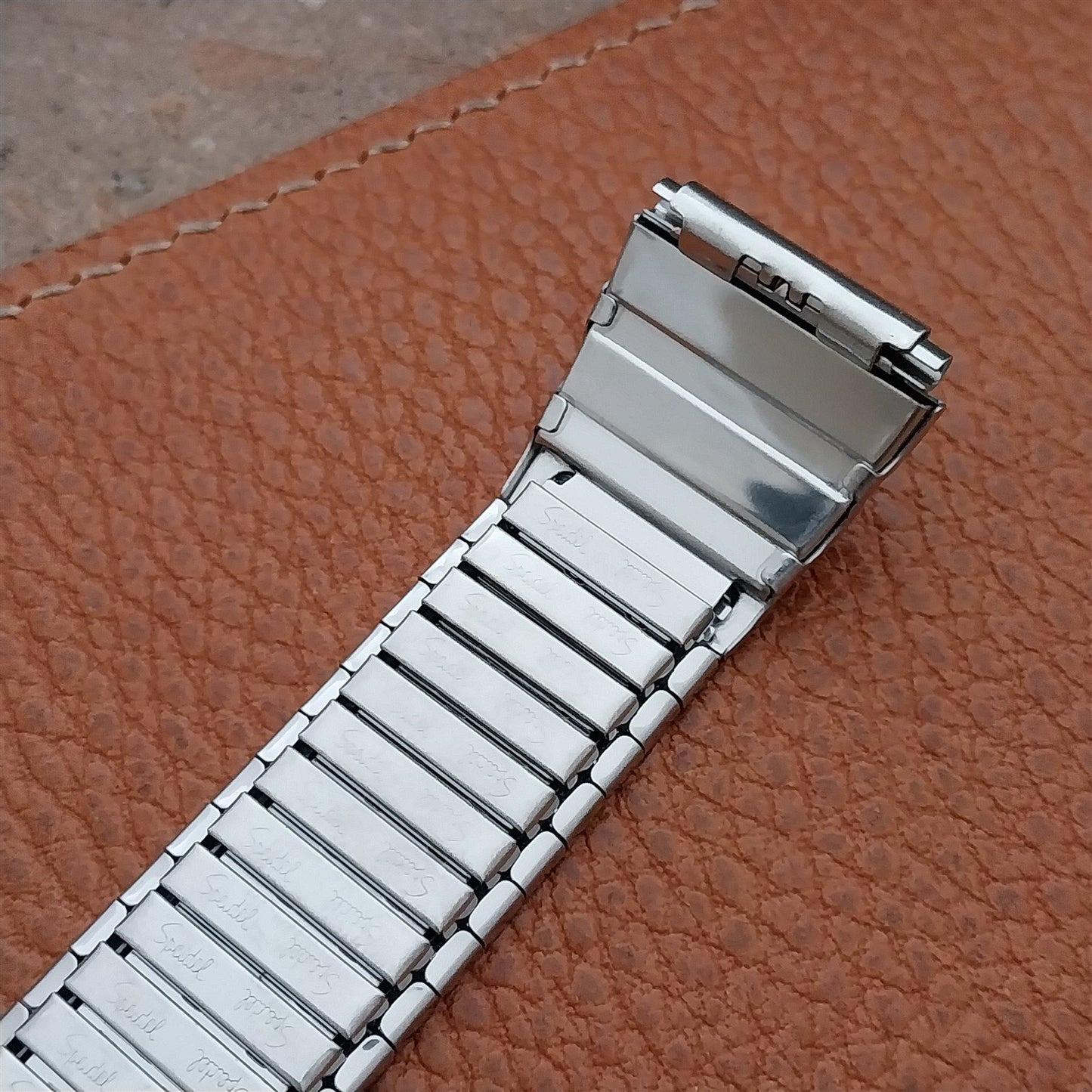 Vintage Speidel 18mm 20mm Silver Sport Metal Classic Stretch Unused Watch Band