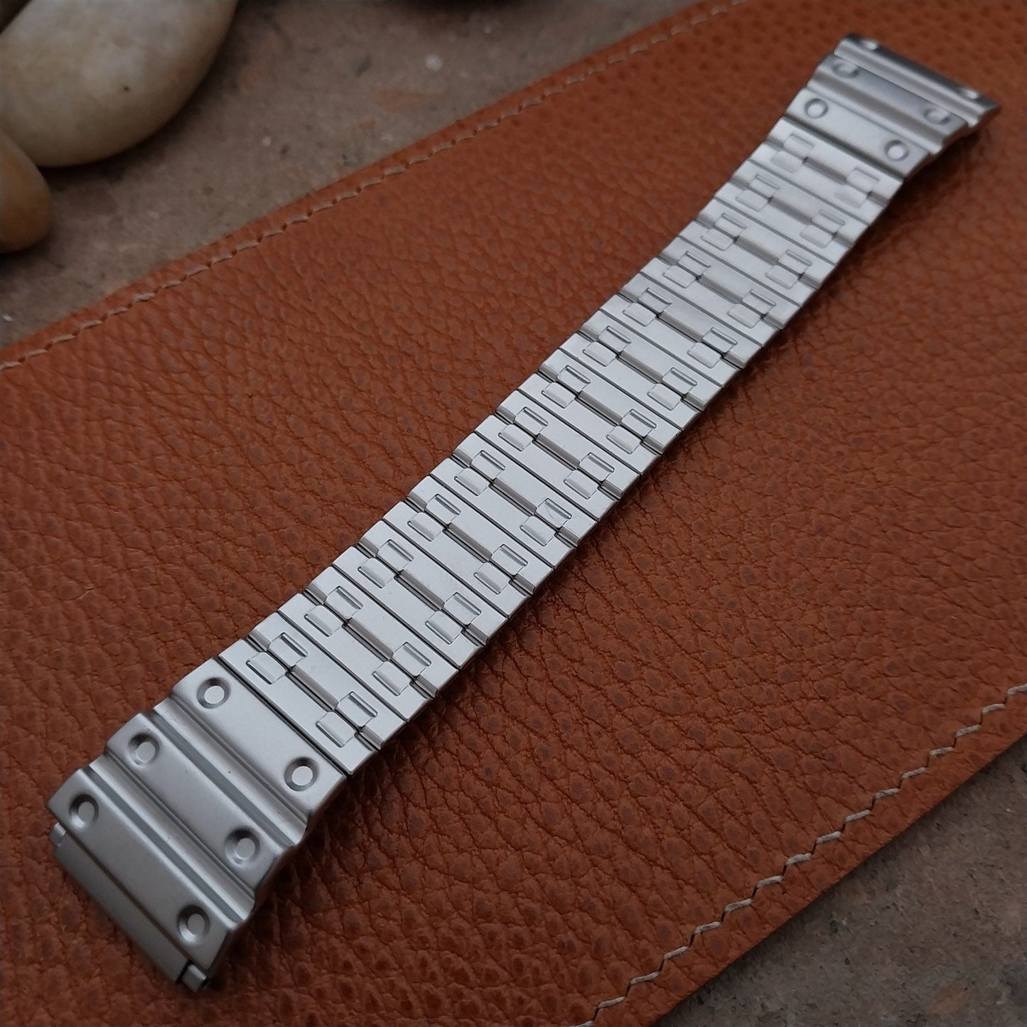 Vintage Speidel 18mm 20mm Silver Sport Metal Classic Stretch Unused Watch Band