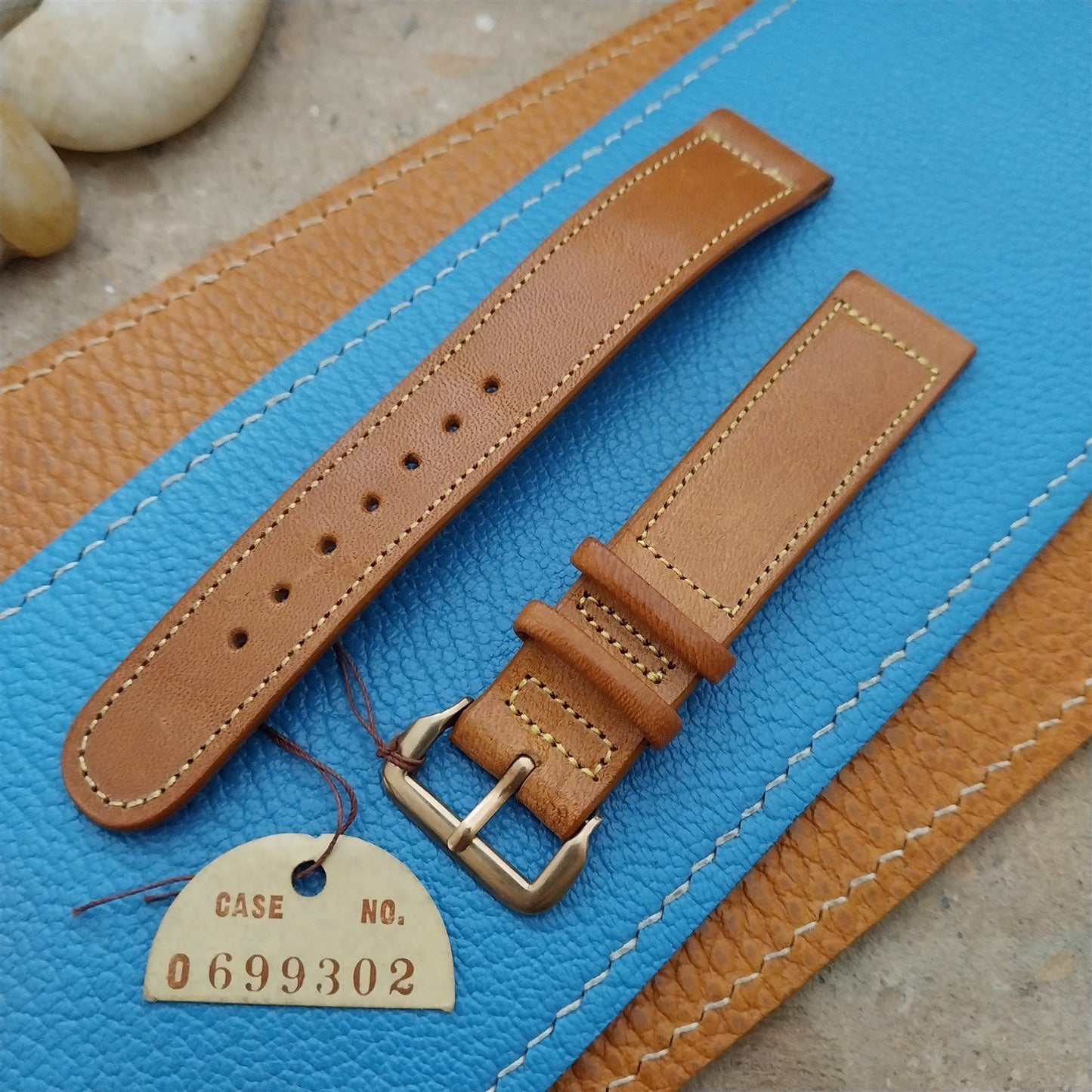 Classic 1950s 17.4mm Gruen Saddle Leather Unused nos Vintage Watch Strap