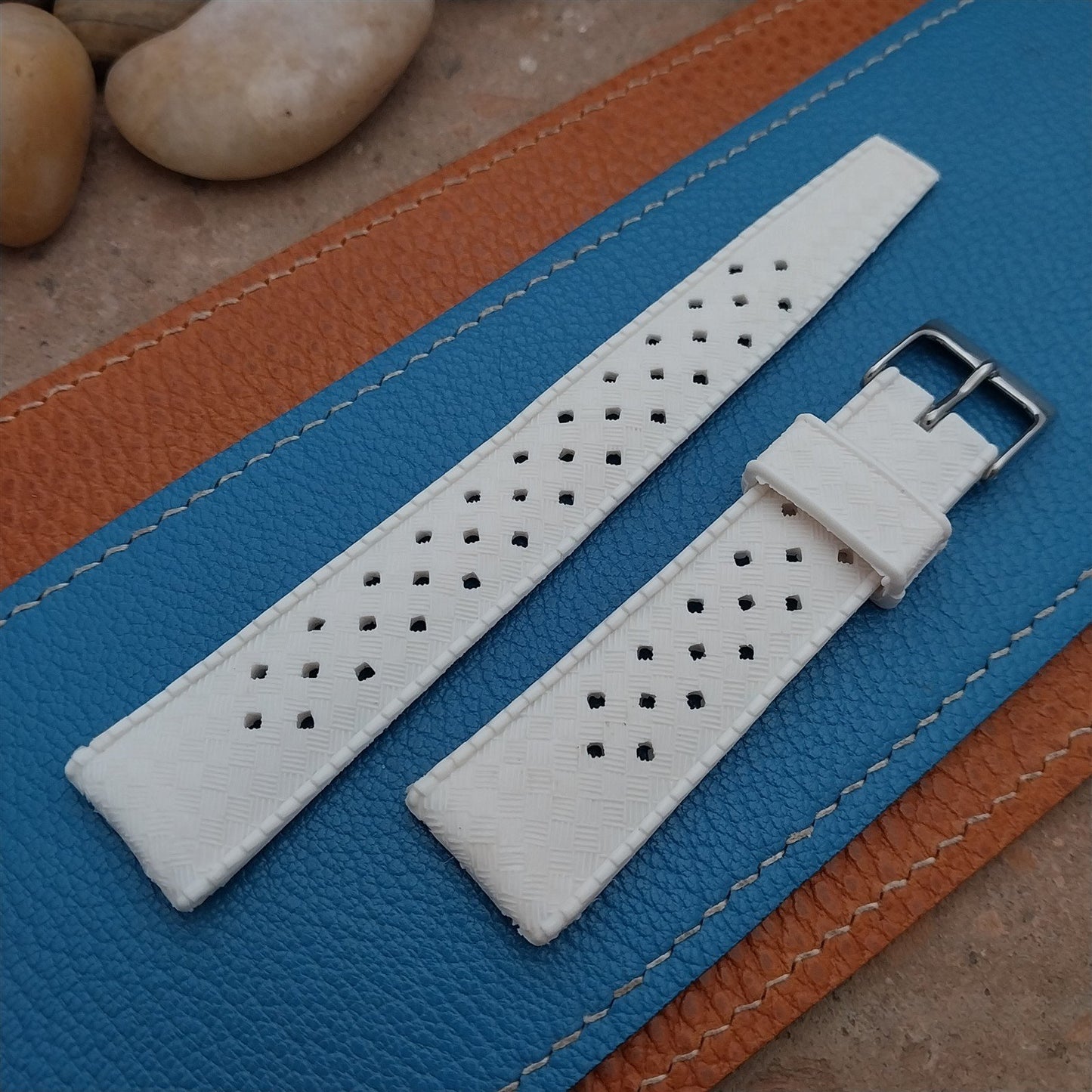 Vintage 20mm White Skindiver Unused 1970s Classic Tapered Watch Strap