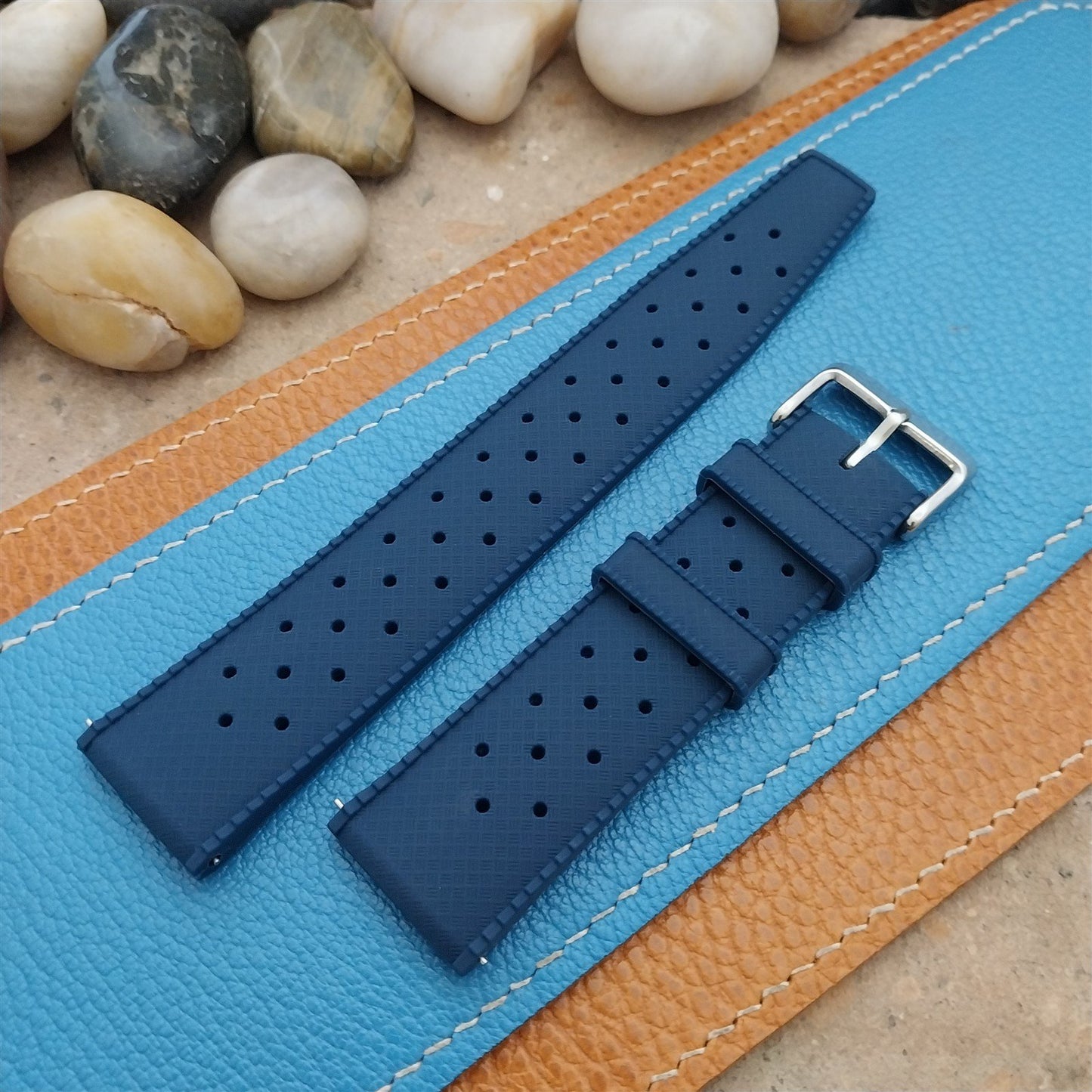 22mm FKM Tropical Blue Tapered Divers Watch Strap & Quick Release Spring Bars
