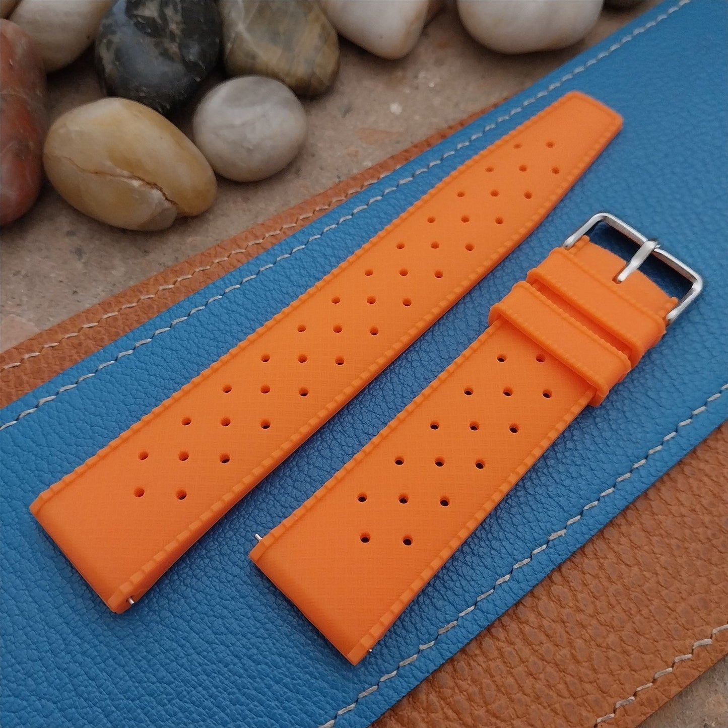 22mm FKM Tropical Orange Tapered Divers Watch Strap & Quick Release Spring Bars