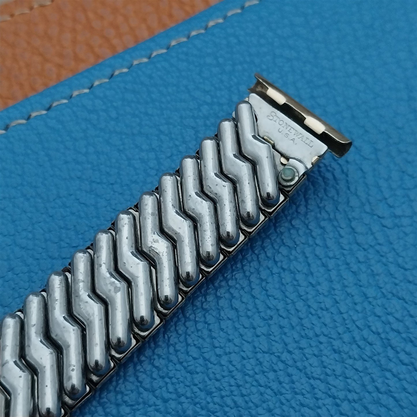 Vintage 18mm 17mm 16mm Gold-Filled Expansion Stonewall Unused 1950s Watch Band