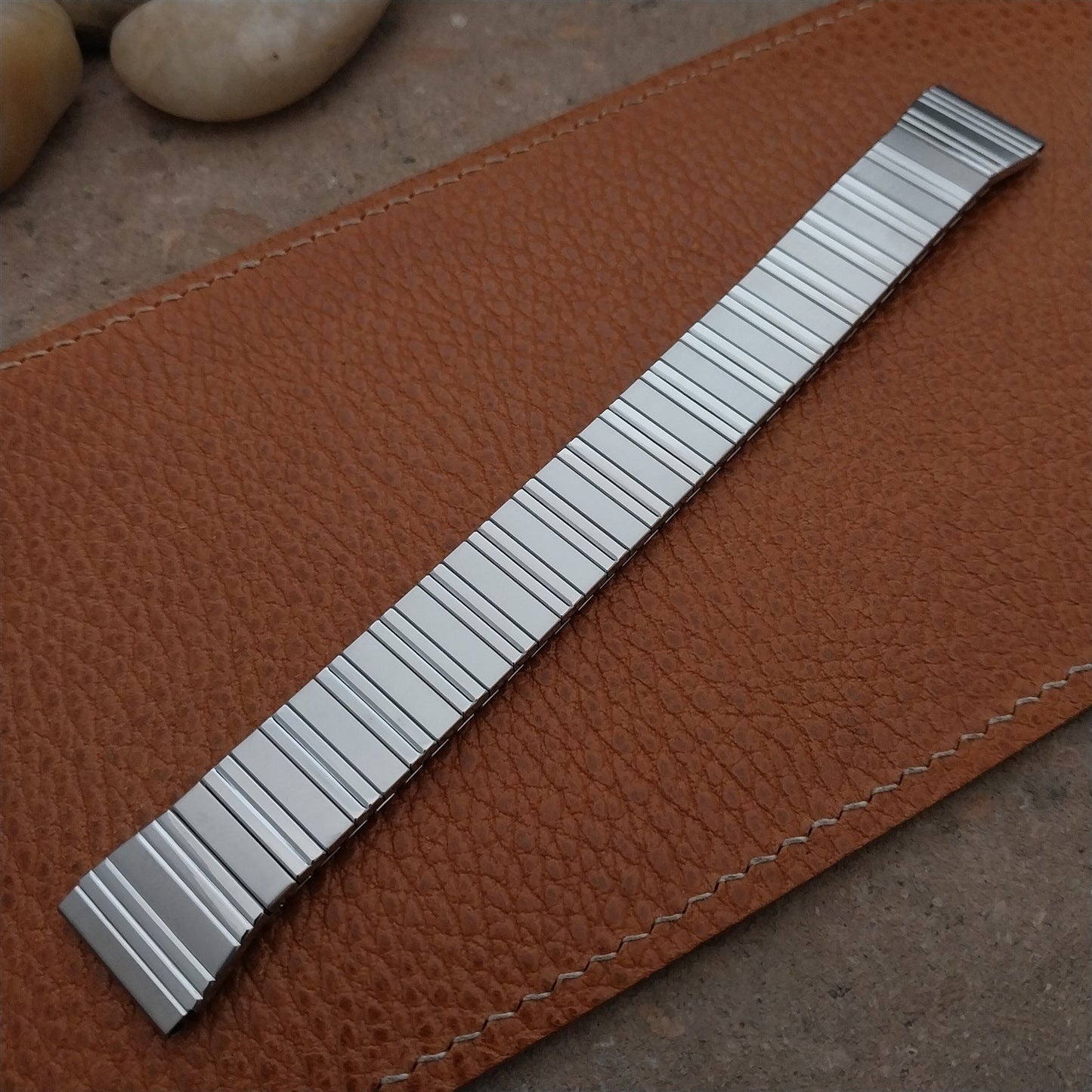 Vintage 18mm Flared Speidel Stainless Steel Classic Stretch Unused Watch Band