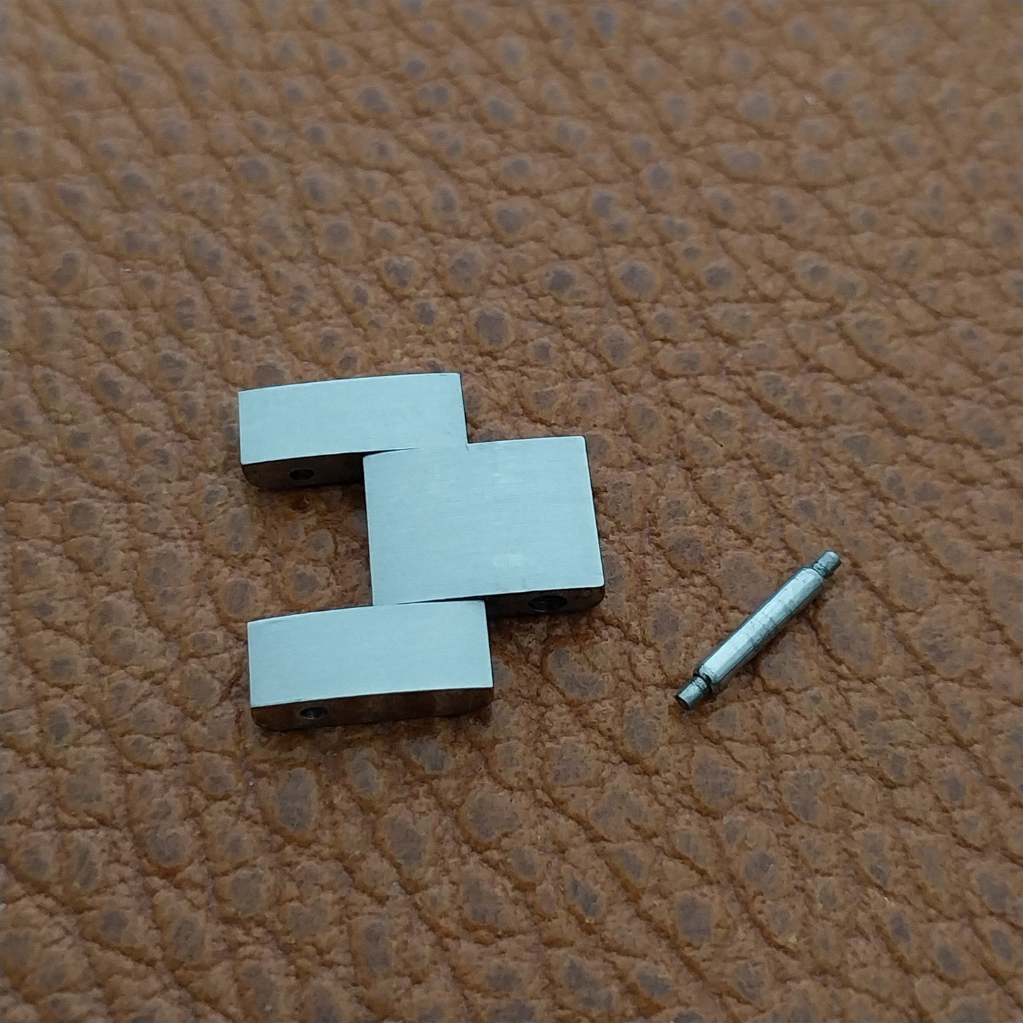 1 Unused Accutron Duchess Maranne Japan Stainless Steel Vintage Watch Band Link