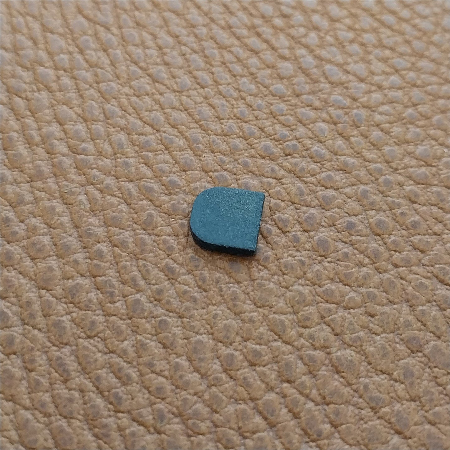 1 Small Vintage P4 & Ladies Pulsar LED Watch Setting Magnet Vintage 1970s NOS