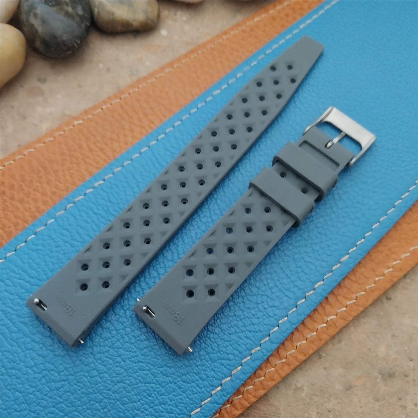 18mm FKM Gray Tropical Divers Watch Strap QR Spring Bars Bead Blasted Buckle