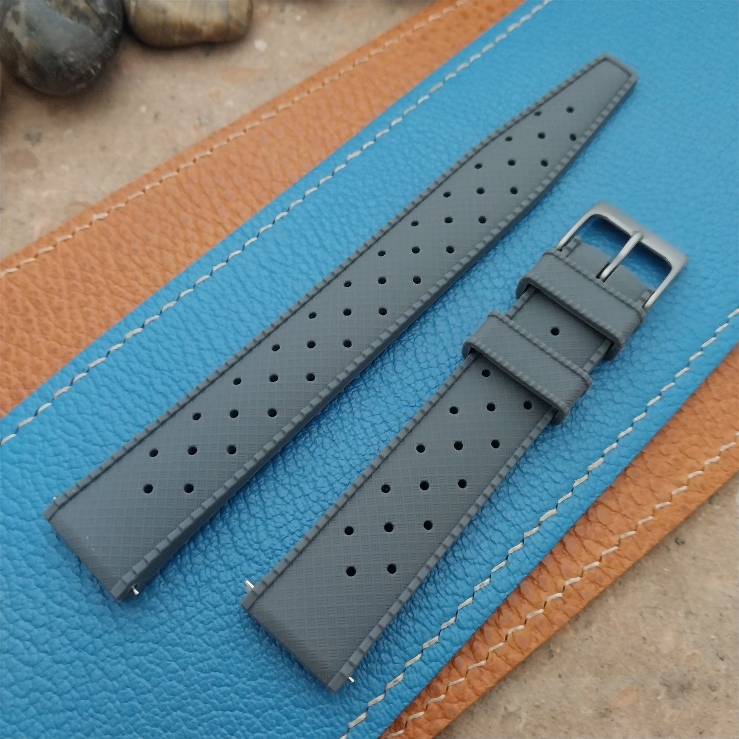 18mm FKM Gray Tropical Divers Watch Strap QR Spring Bars Bead Blasted Buckle