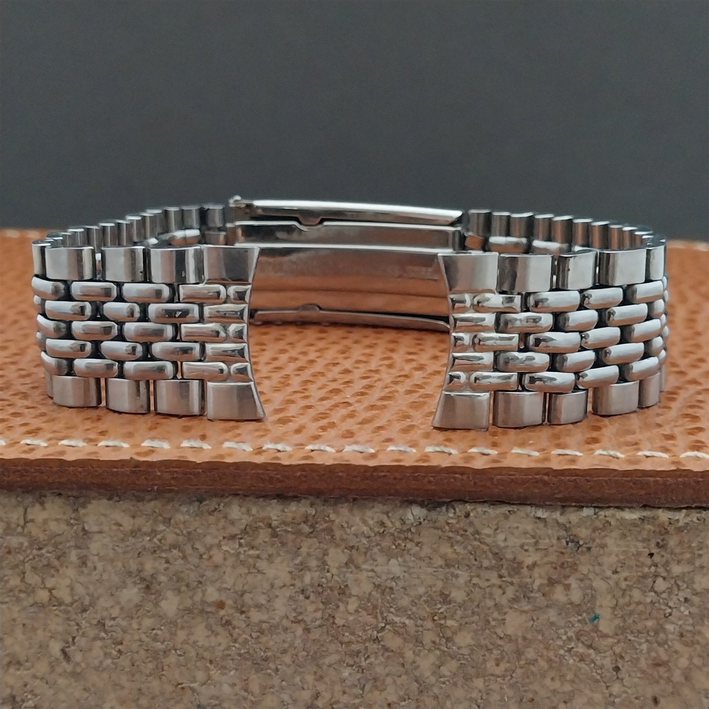 Vintage 17.4mm Prospect Beads of Rice Stainless Unused Classic 1960s Watch Band