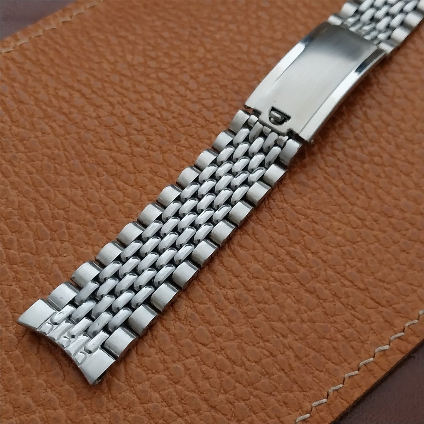 Vintage 17.4mm Prospect Beads of Rice Stainless Unused Classic 1960s Watch Band