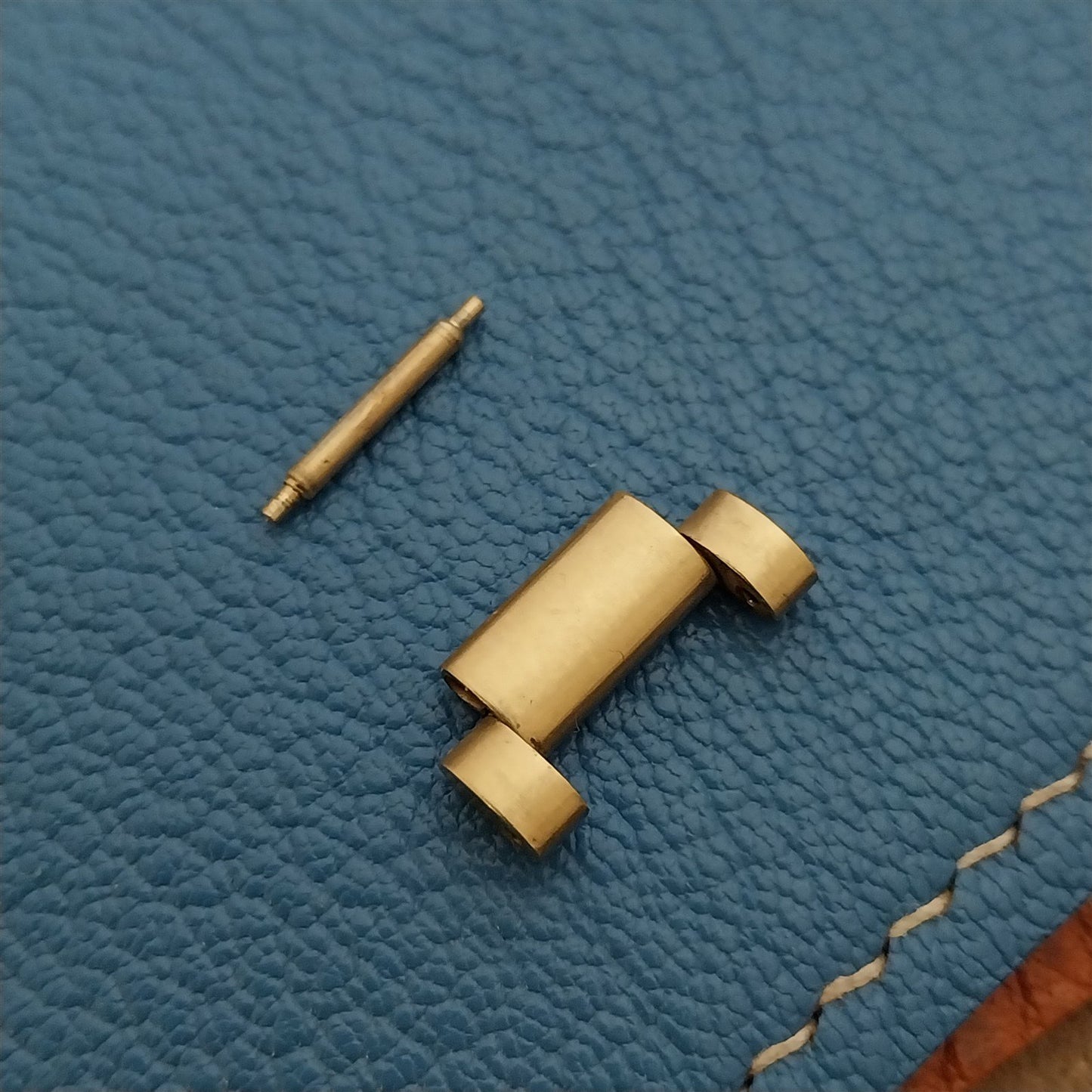 Vintage 1960s-1970s Yellow Gold Tone JB Champion Unused Watch Band Link