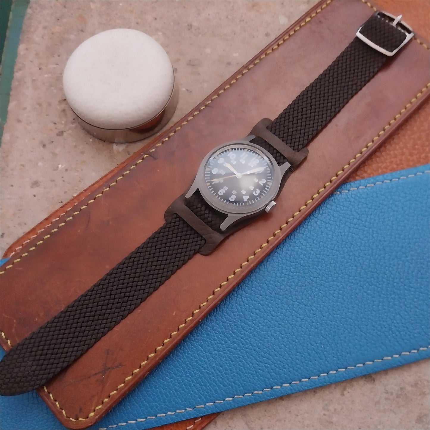USA Made 20mm Vintage Style Stained Veg-Tanned Pigskin Watch Strap Bund Pad