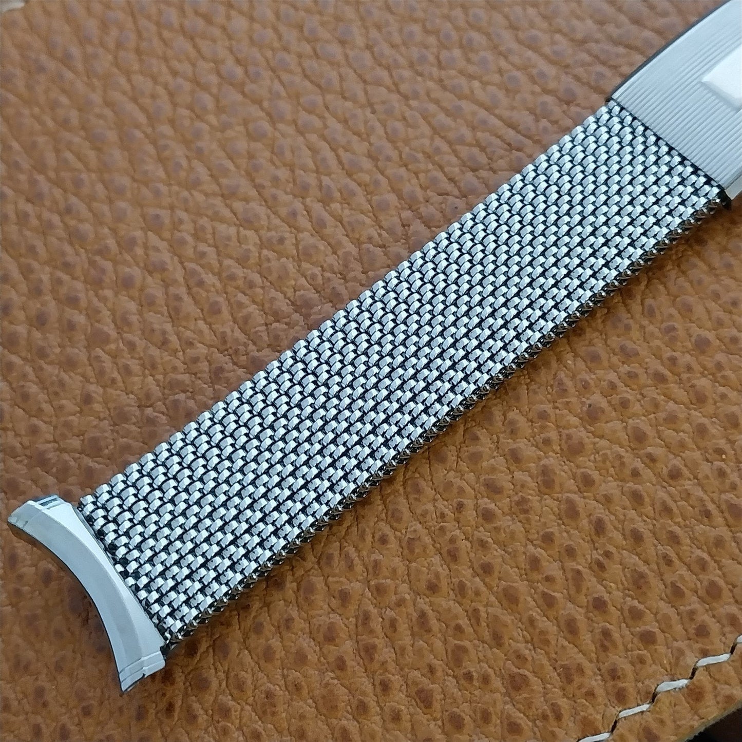 19mm 18mm Evinger USA Stainless Steel Mesh Expansion nos Vintage Watch Band