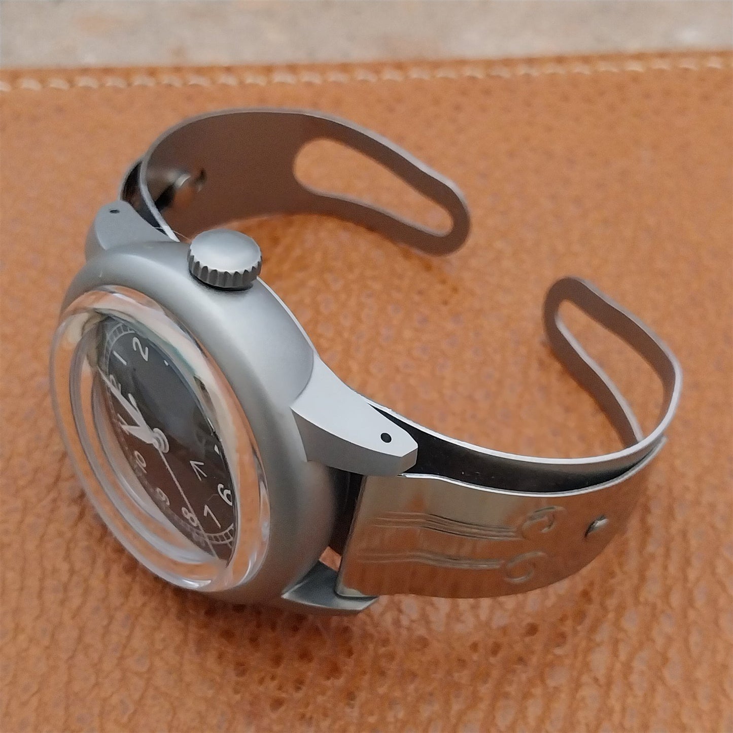 Military Style Field Watch & Don Juan Guardsman Stainless Steel Cuff