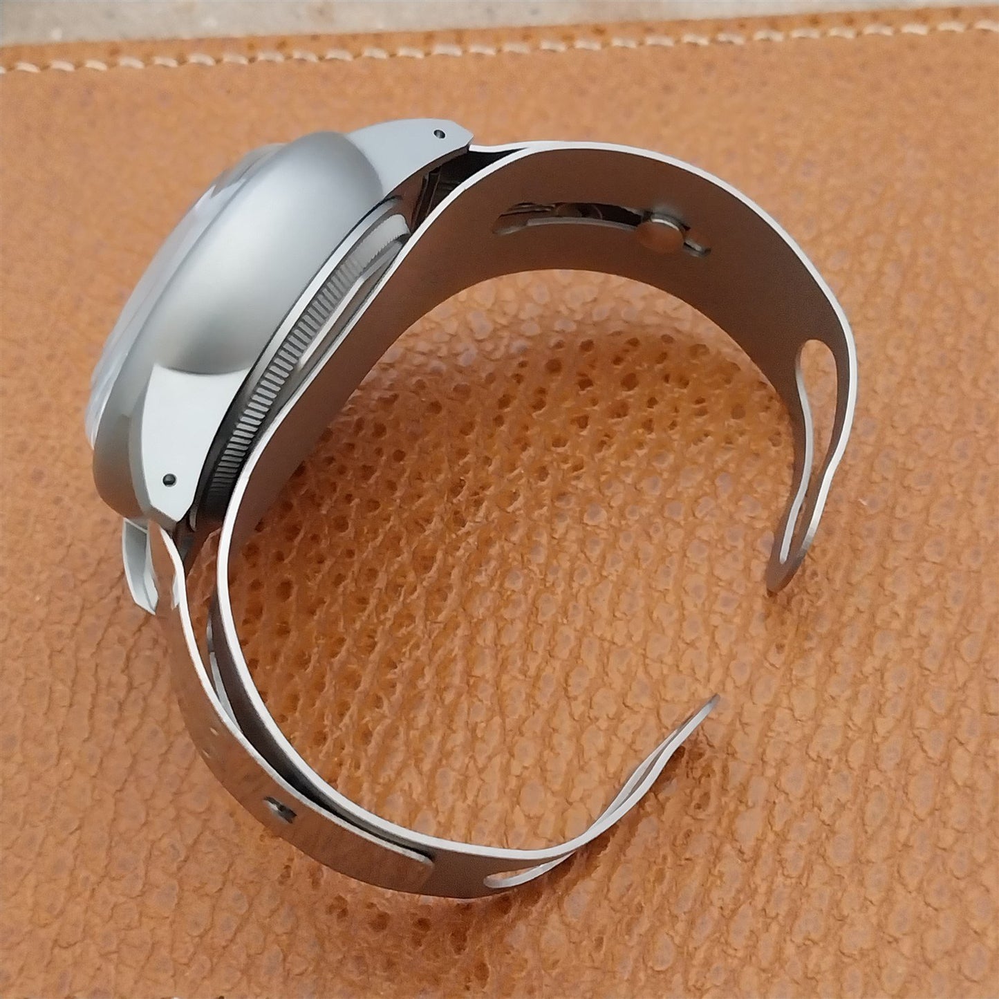 Military Style Field Watch & Don Juan Guardsman Stainless Steel Cuff