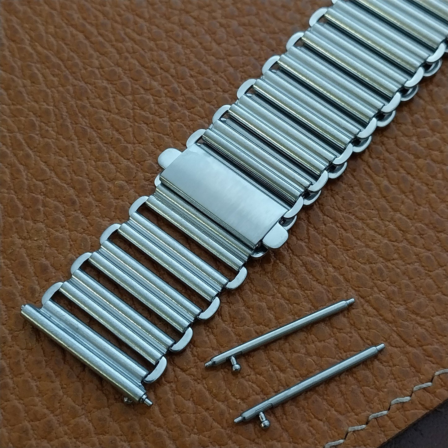 22mm Stainless Steel Vintage Style Bonklip Watch Band & QR Spring Bars