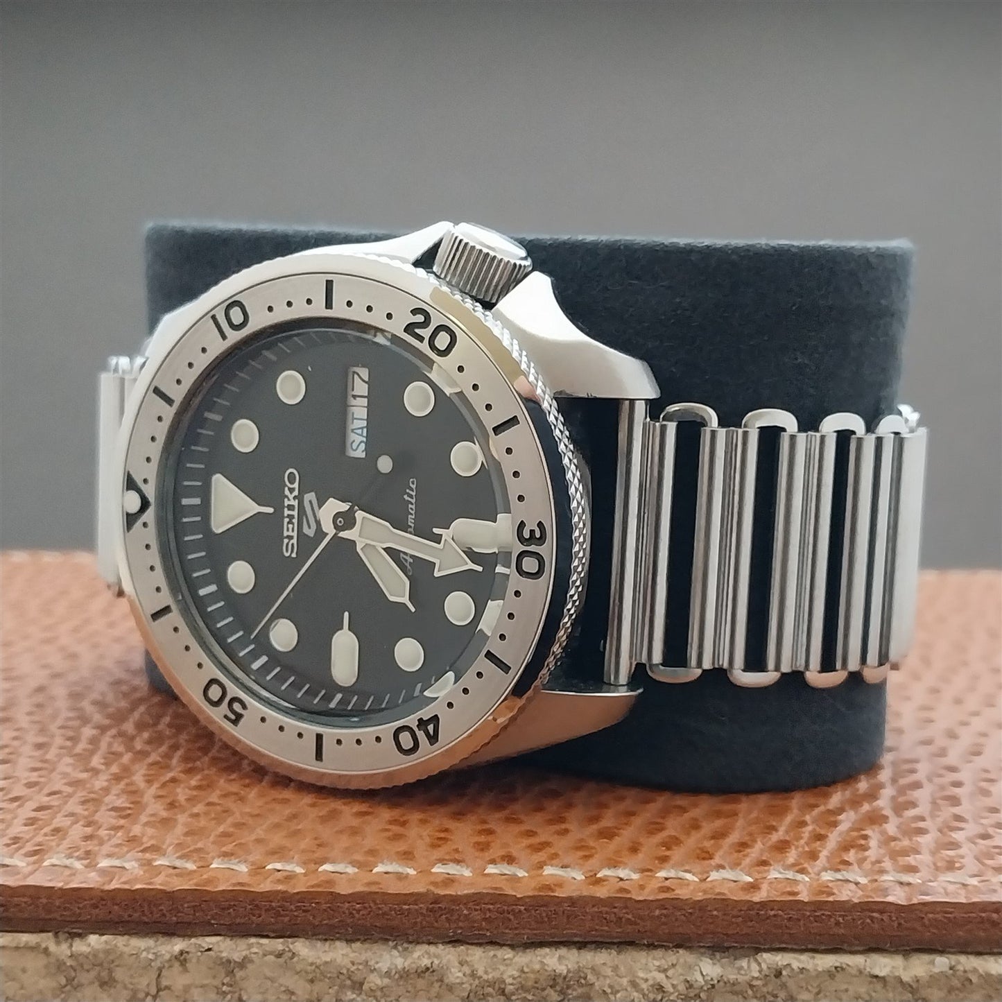 22mm Stainless Steel Vintage Style Bonklip Watch Band & QR Spring Bars