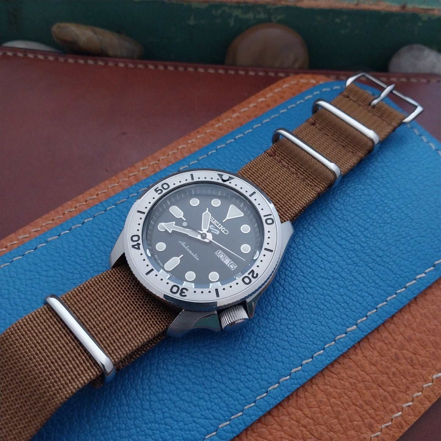 22mm Ribbed Black Nylon Classic G10 MoD Watch Strap