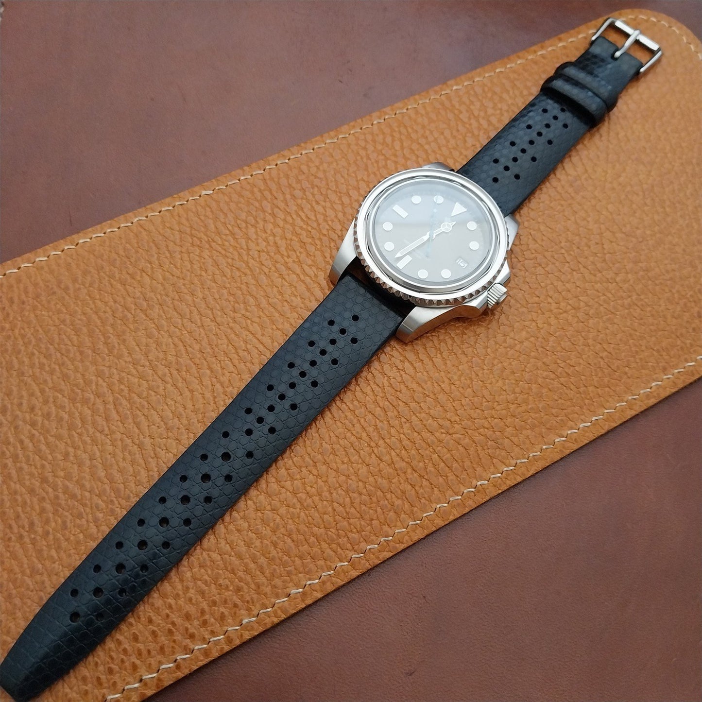 20mm Rubber Black Tropical Vintage Style 1675 GMT Diver Watch Strap