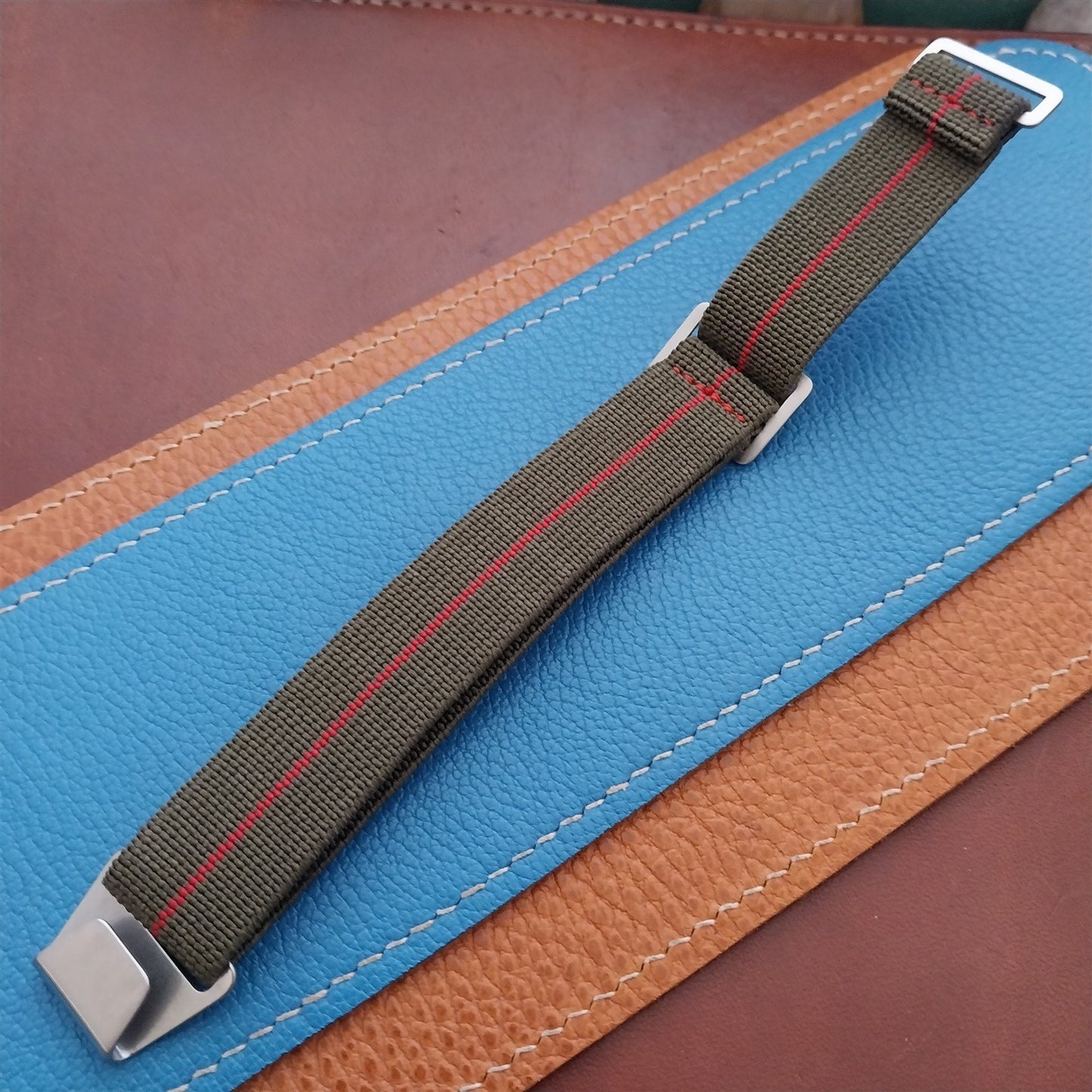 18mm Marine Nationale MN French Parachute Green & Red Elastic Watch Strap