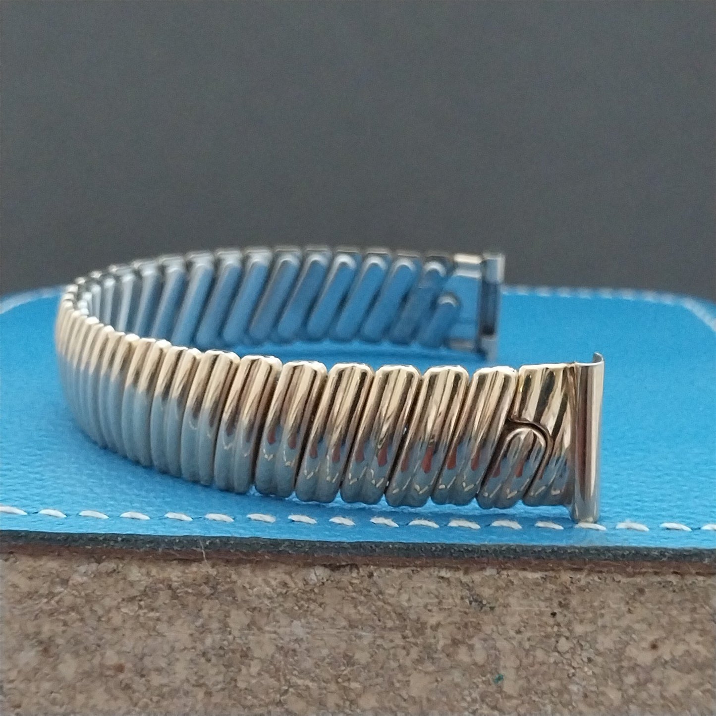 5/8" JB Champion Gold-Filled Classic 1950s Stretch Vintage Watch Band