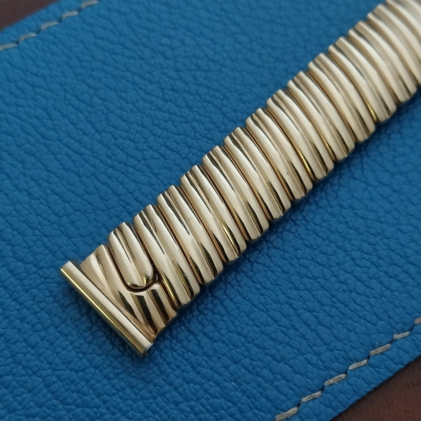 5/8" JB Champion Gold-Filled Classic 1950s Stretch Vintage Watch Band