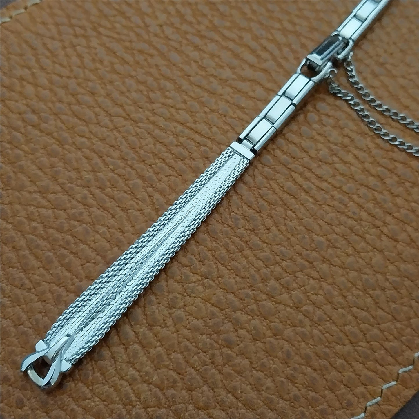 Speidel White Gold-Fill Mesh Unused 1960s Vintage Ladies Cocktail Watch Band