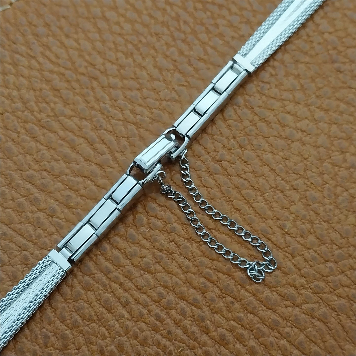 Speidel White Gold-Fill Mesh Unused 1960s Vintage Ladies Cocktail Watch Band