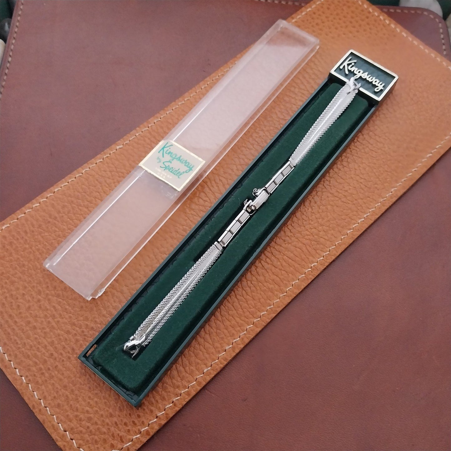 Speidel Classic White Gold-Filled Mesh Unused 1960s Vintage Ladies Watch Band