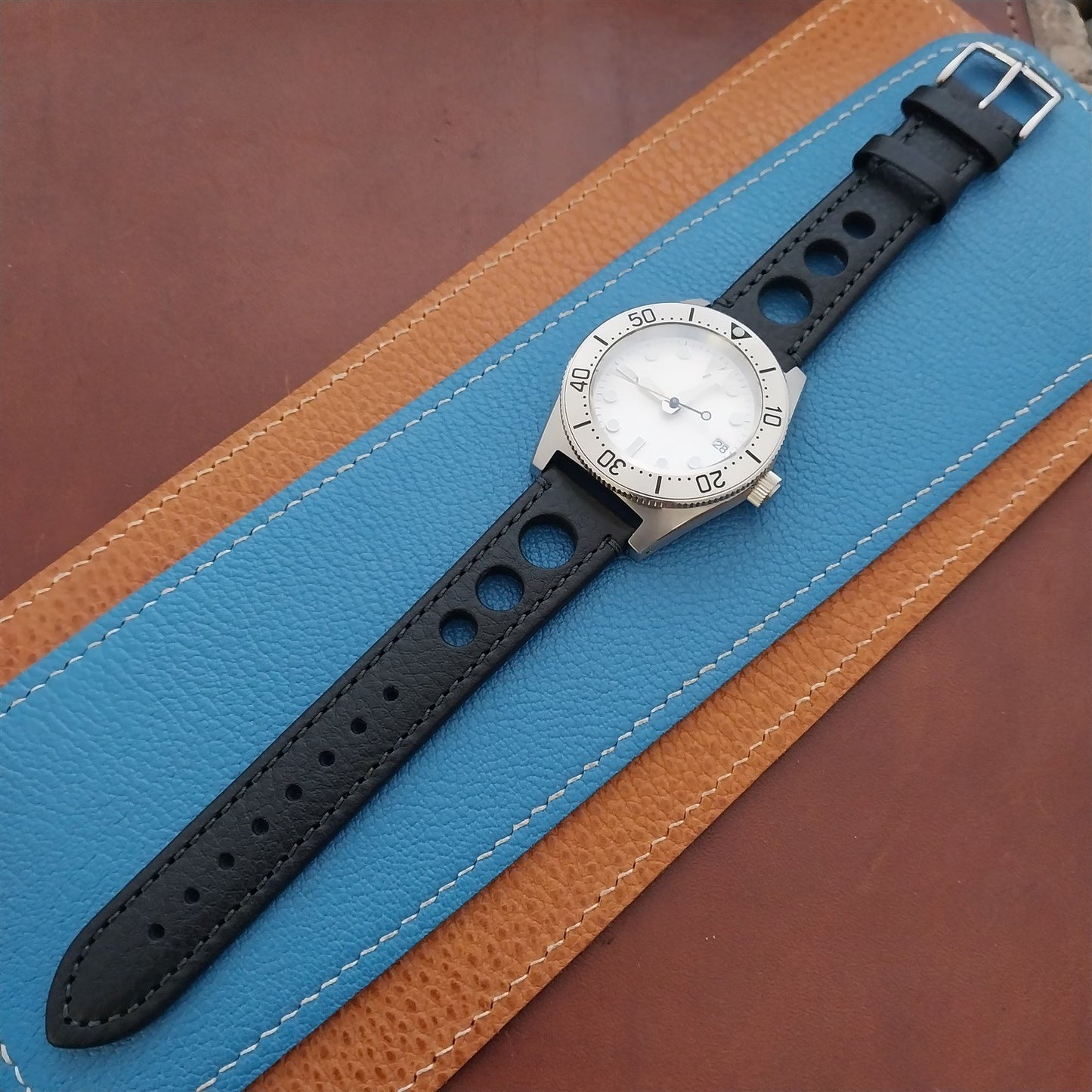 20mm Hirsch Rally Black Buffalo Leather Unused 20/18 Watch Band