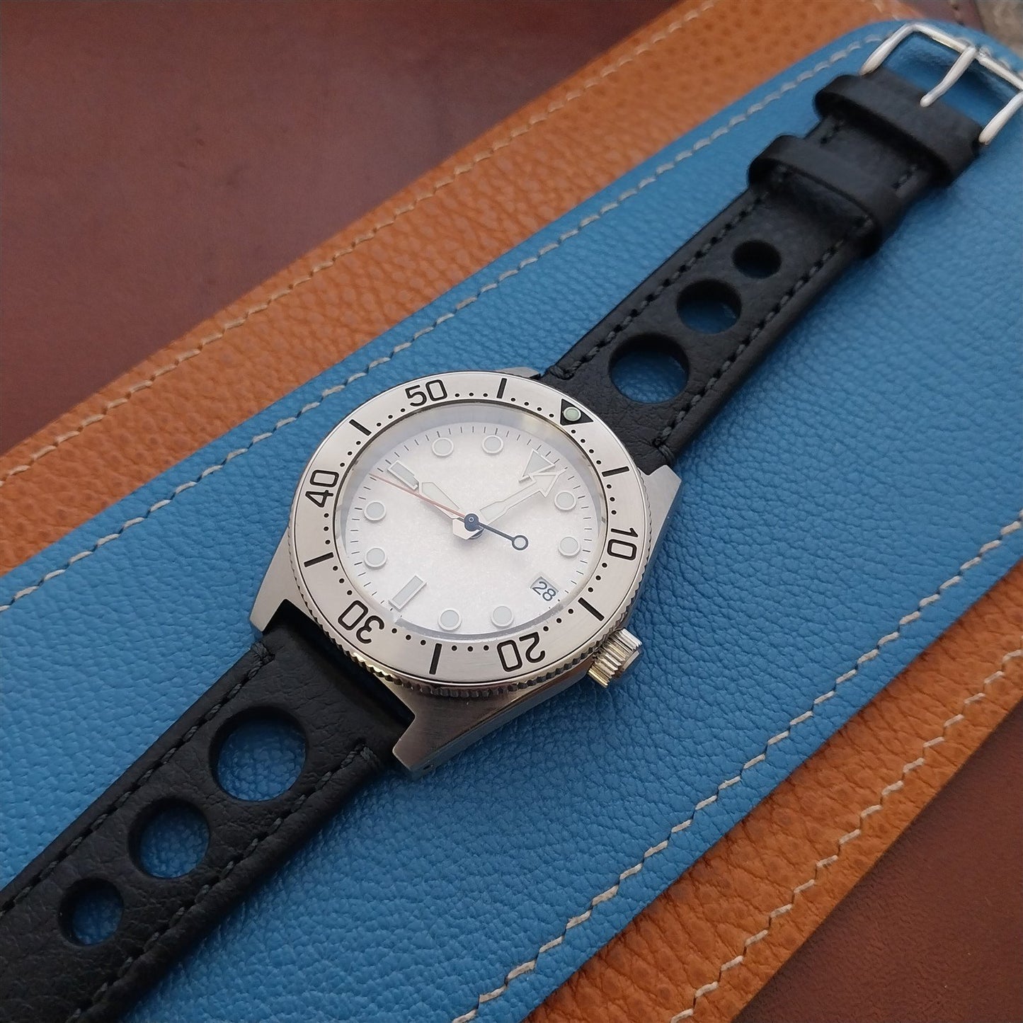 20mm Hirsch Rally Black Buffalo Leather Unused 20/18 Watch Band