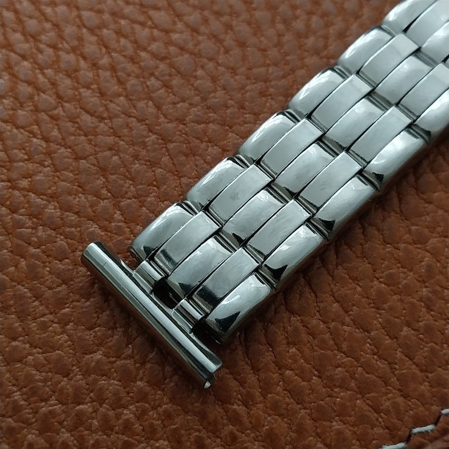 20mm Wire-Lug Stainless Steel 1960s Classic Stretch Unused Vintage Watch Band