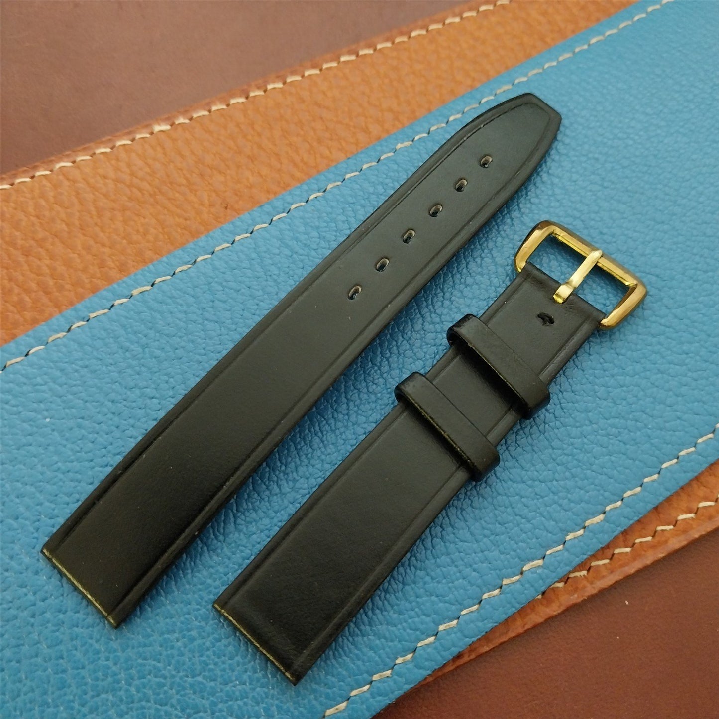 1960s 16mm Black Leather Classic Tapered 2-Keeper Unused Vintage Watch Strap