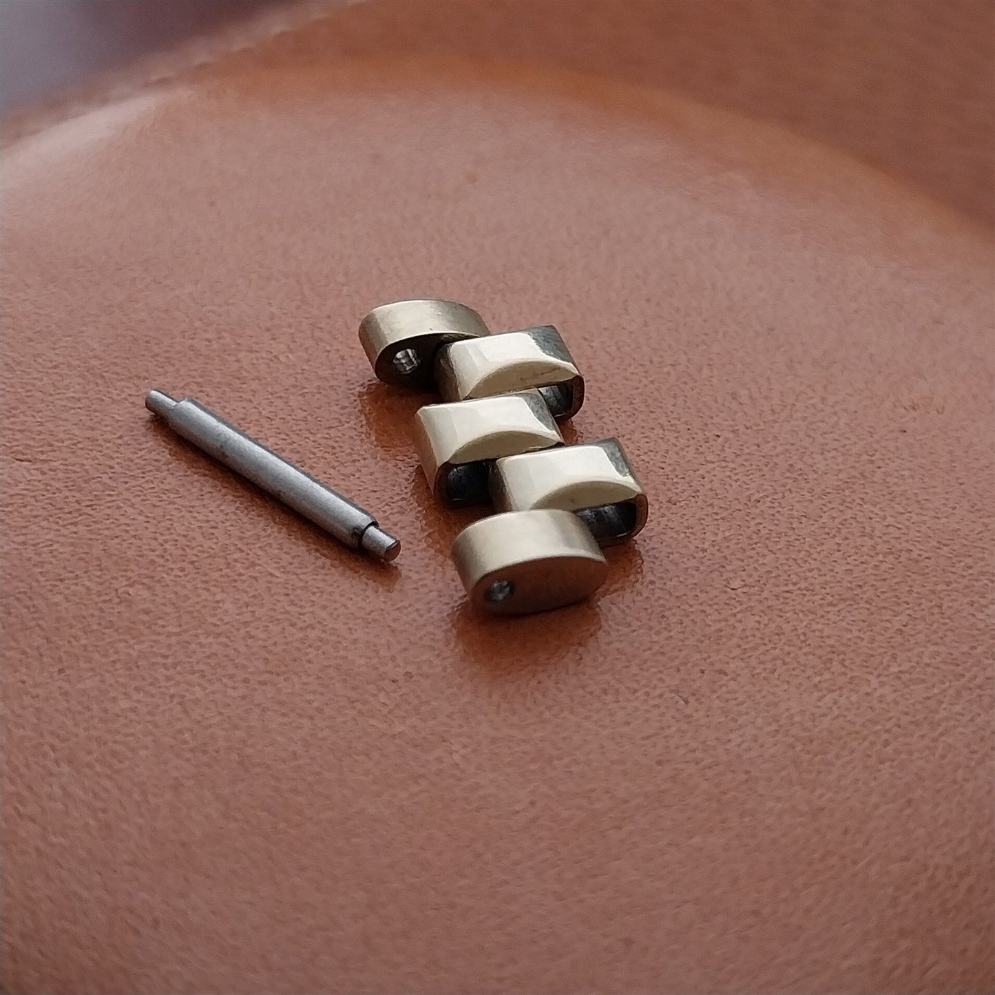 1 JB Champion Gold Filled Brick LINK for 1960s-1970s Vintage Watch Band