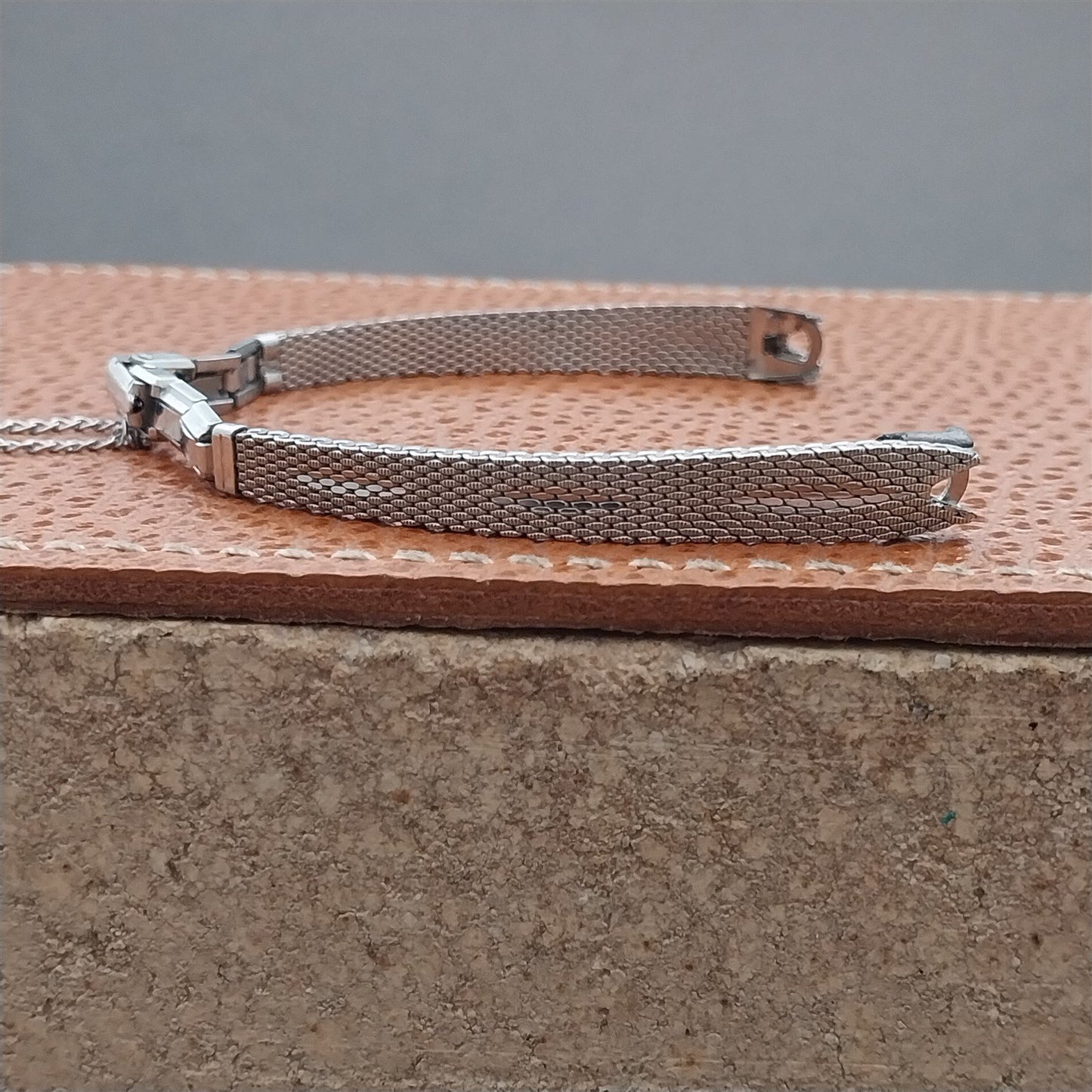 White Gold-Filled Mesh Ladies Unused 1960s Vintage Cocktail Watch Band