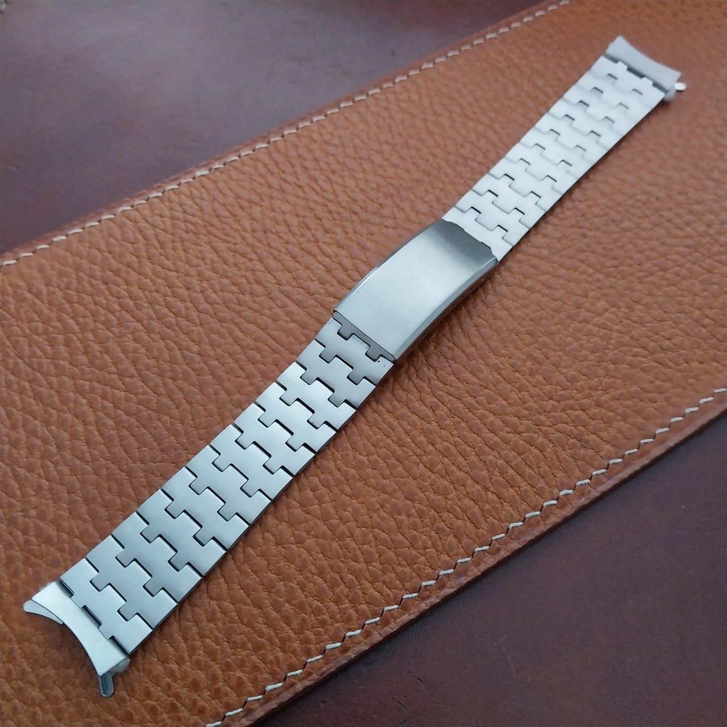 Vintage 18mm Stainless Steel Classic Unused Watch Band