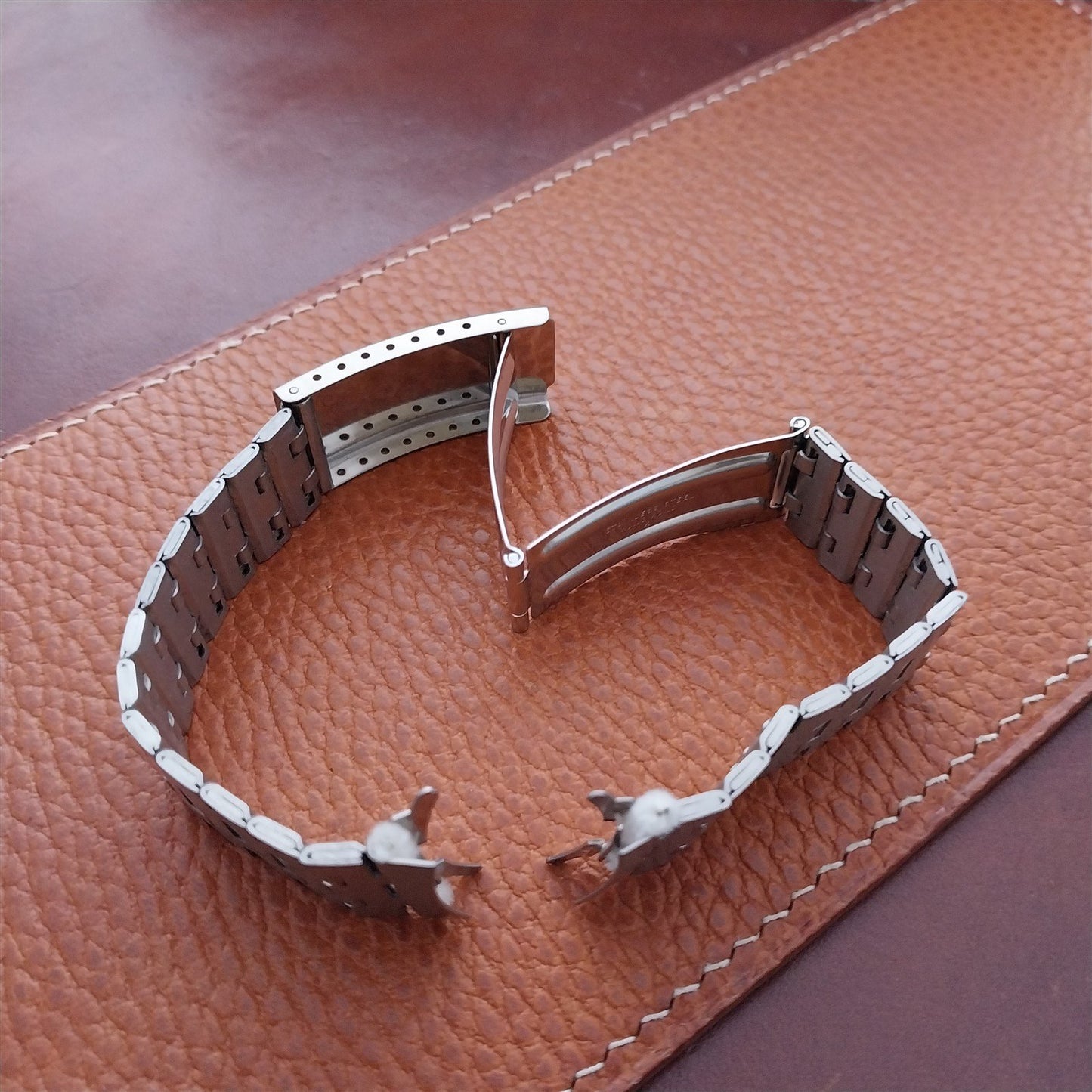 Vintage 18mm Stainless Steel Classic Unused Watch Band