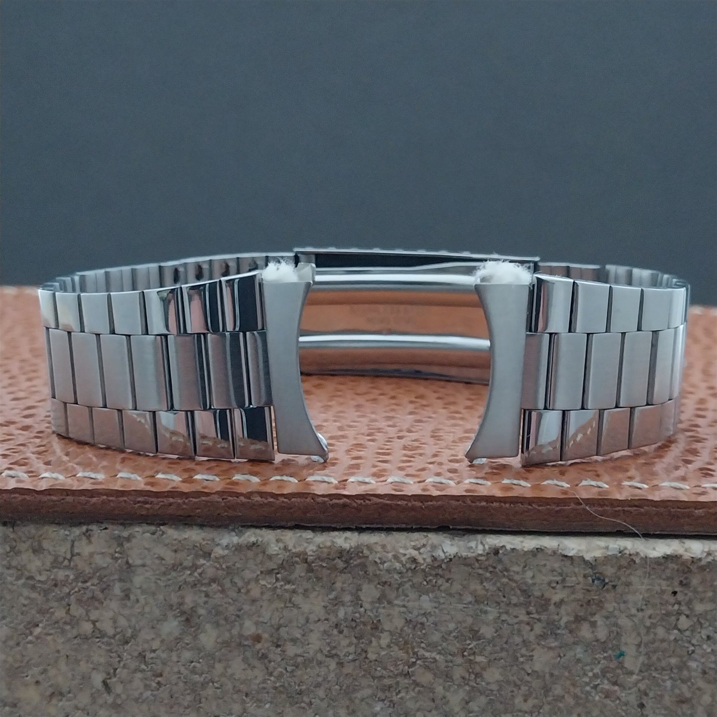 Vintage 18mm Stainless Steel Classic Unused Watch Band