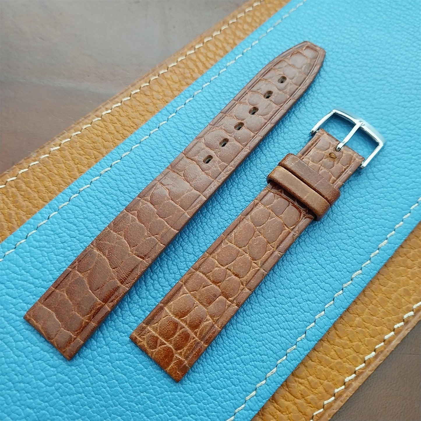 Vintage 16mm Alexander Tan Thin Alligator-Grain Classic 1960s Watch Strap