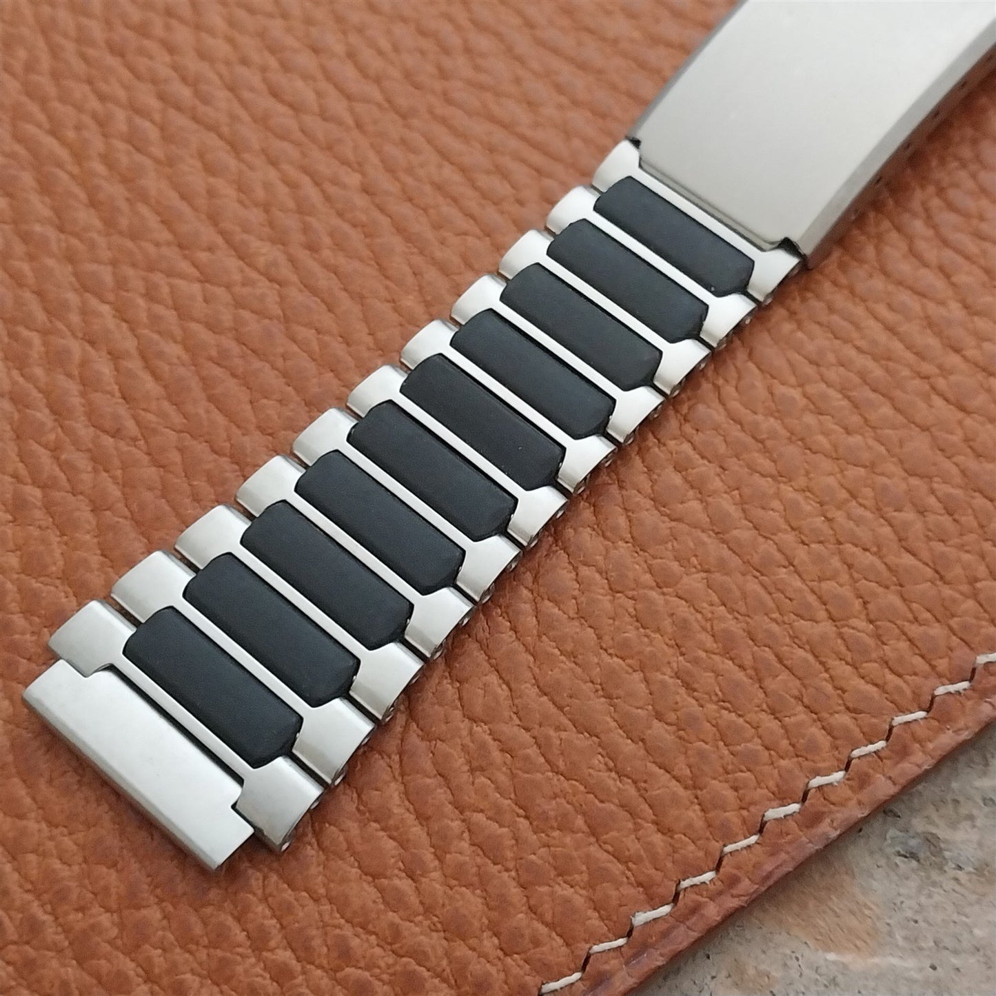 Black Stainless Steel 19mm Flared Unused nos Vintage Watch Band