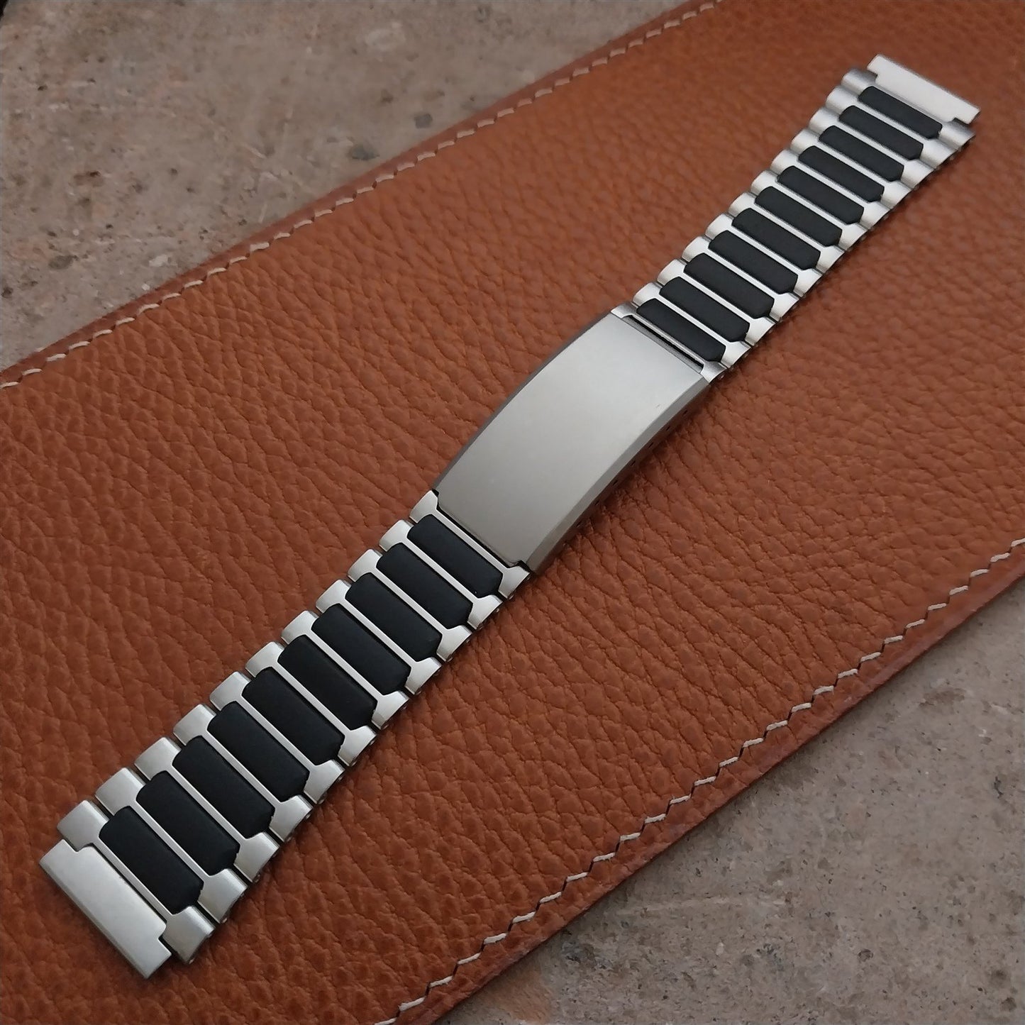 Black Stainless Steel 19mm Flared Unused nos Vintage Watch Band