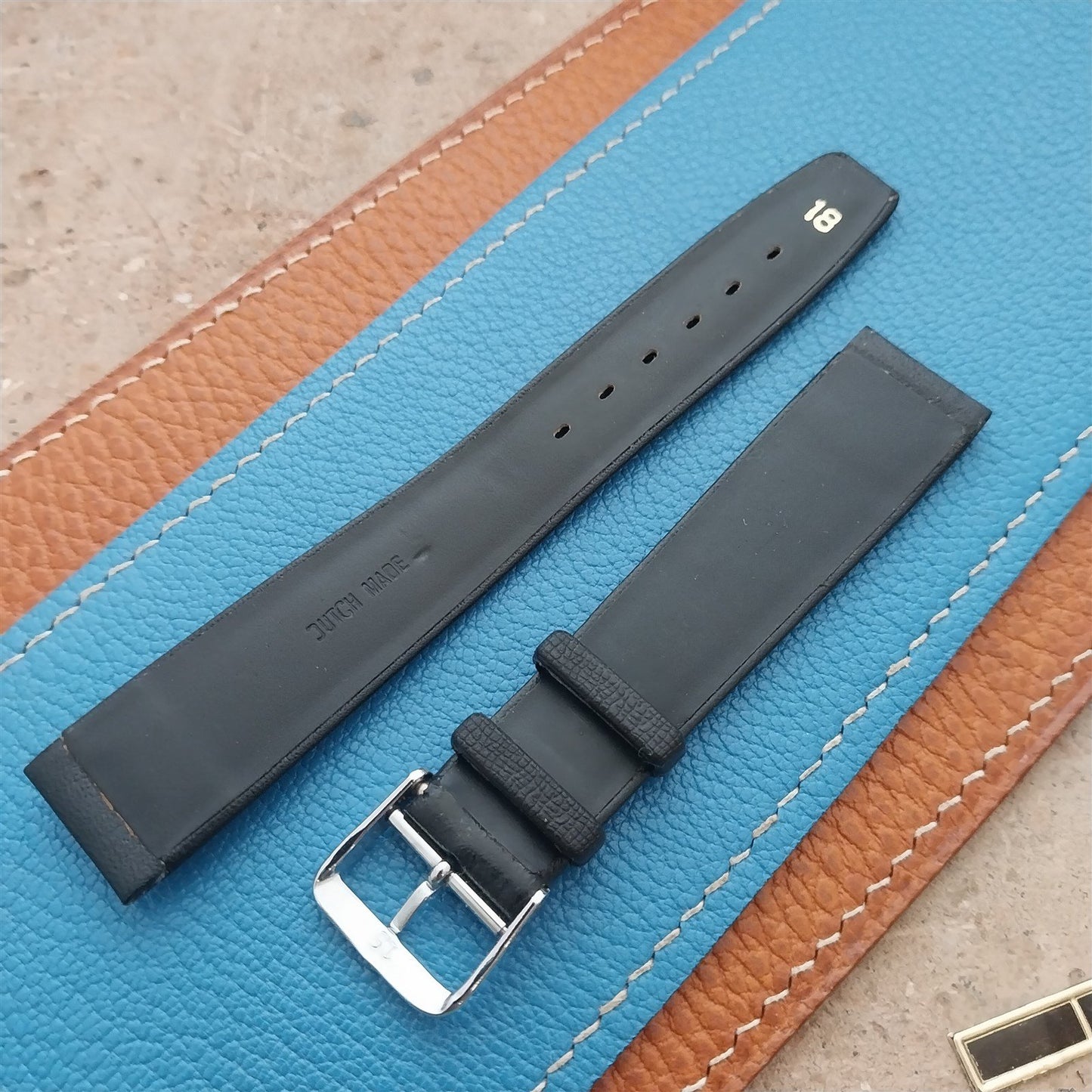 1960s 18mm Black Faux Leather Classic Tapered Unused Vintage Watch Strap